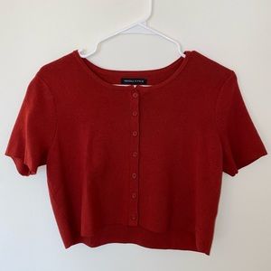 KENDALL & KYLIE Short Sleeve Cropped Sweater Shirt | Size: Medium | Color: Red |